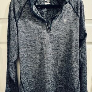 LIKE NEW Women’s Old Navy Activewear Quarter-Zip Pullover Size XL